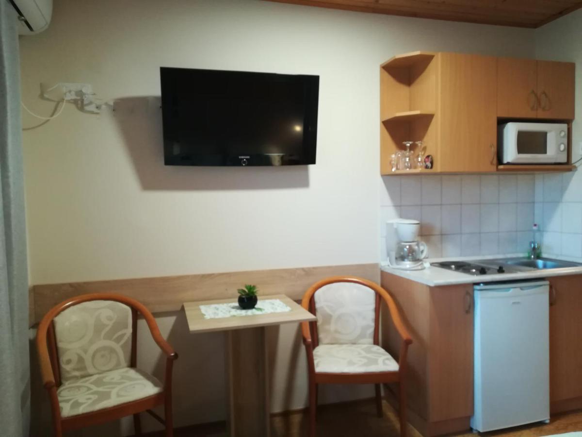 Apartman Mercedesz I. 잘라카로쉬 외부 사진