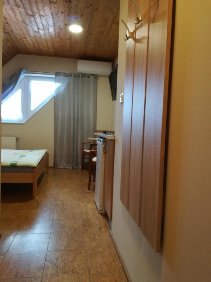 Apartman Mercedesz I. 잘라카로쉬 외부 사진